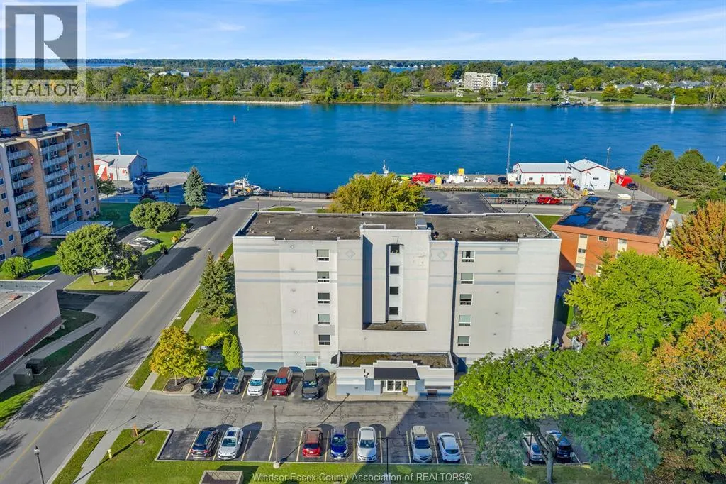 100 PICKERING Unit# 102