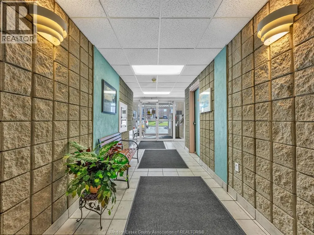 100 PICKERING Unit# 102