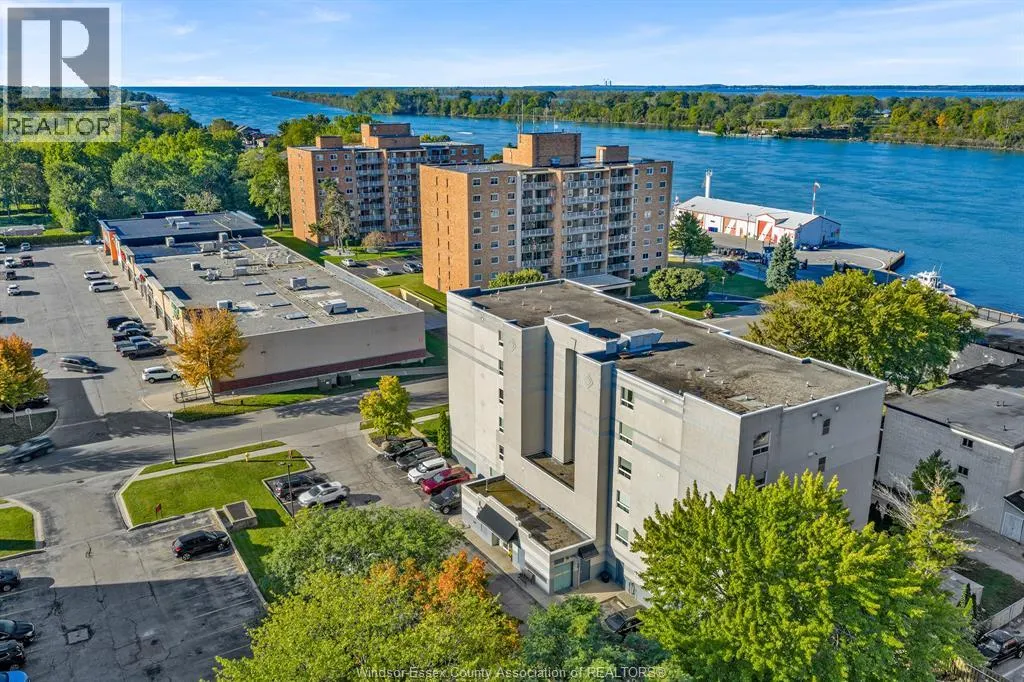100 PICKERING Unit# 102