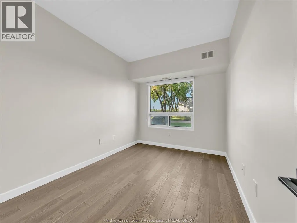 100 PICKERING Unit# 102