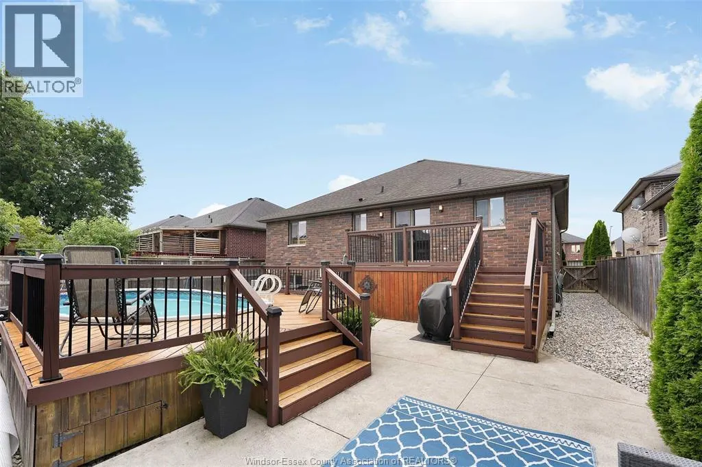 2276 Askin Ave.
