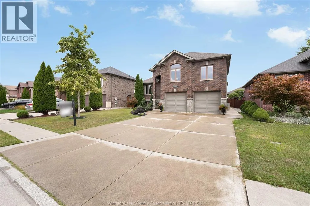 2276 Askin Ave.