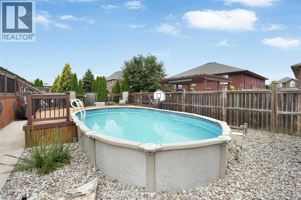 2276 Askin Ave.