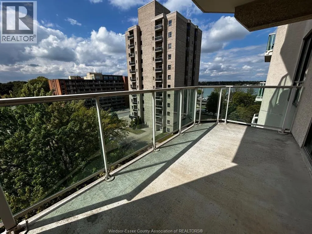4789 Riverside DRIVE East Unit# 707
