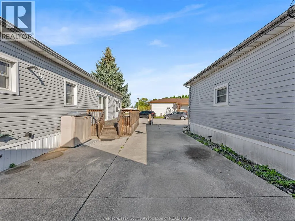 49 WILDER DRIVE South