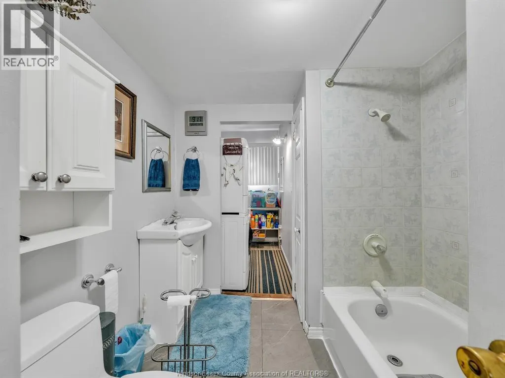 49 WILDER DRIVE South