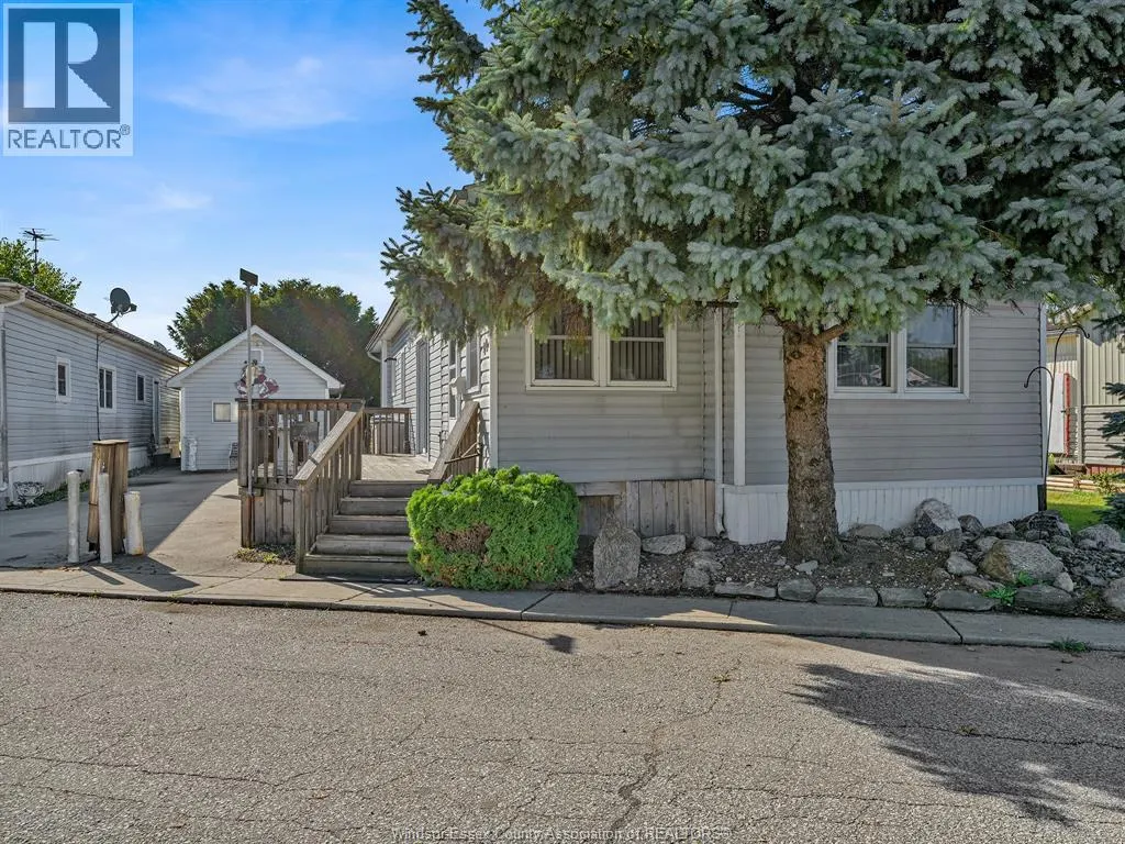 49 WILDER DRIVE South