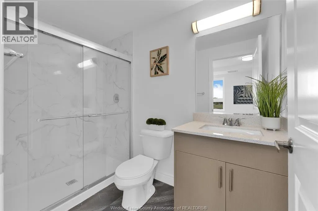 1489 Banwell ROAD Unit# 221
