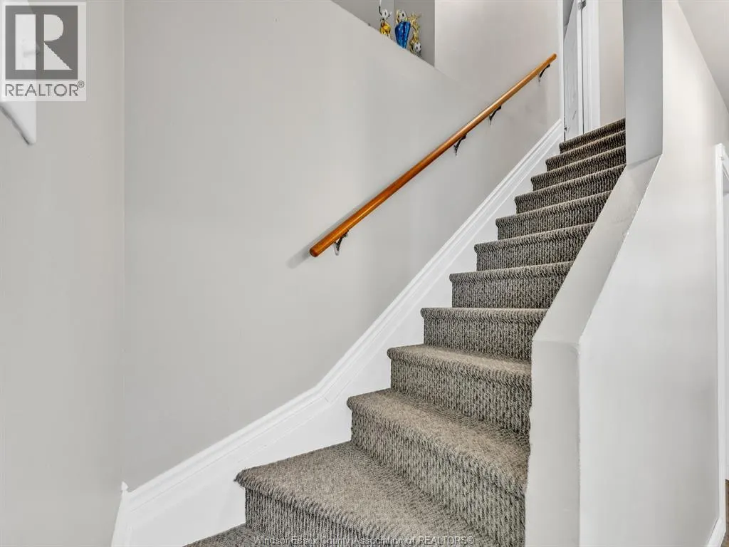 34 Bowman AVENUE