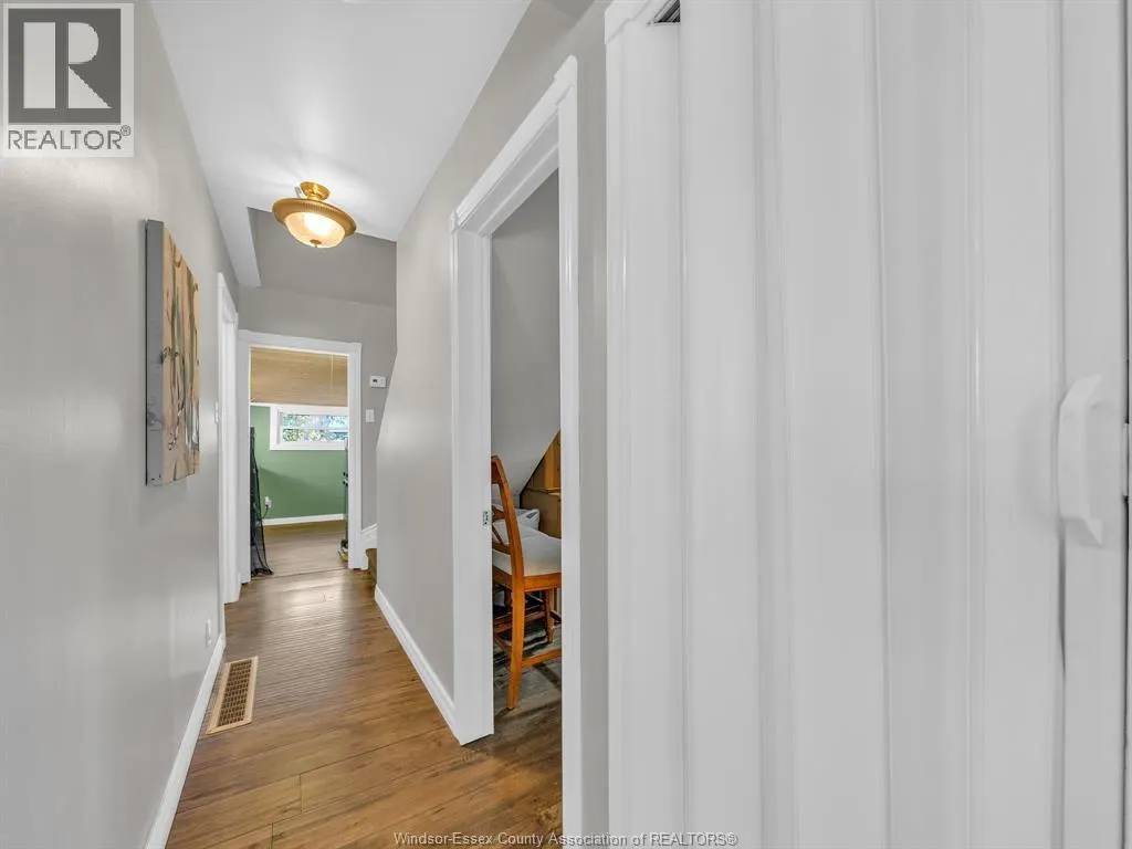 34 Bowman AVENUE