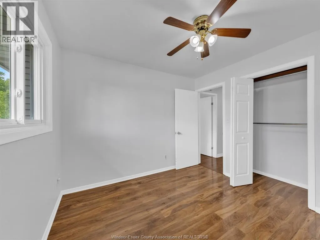 26 Debergh AVENUE