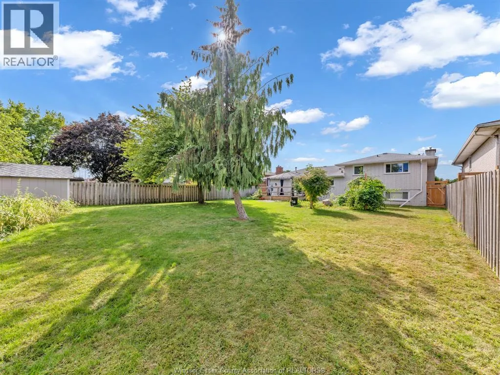 26 Debergh AVENUE