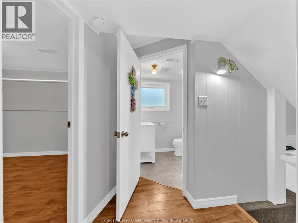 26 Debergh AVENUE