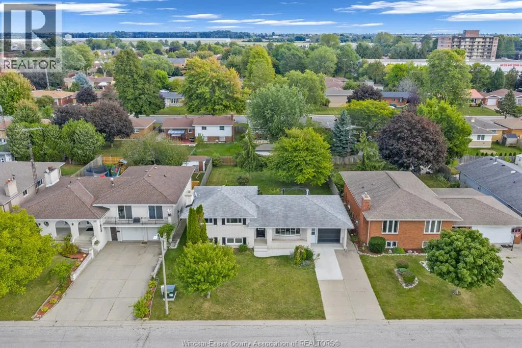 26 Debergh AVENUE
