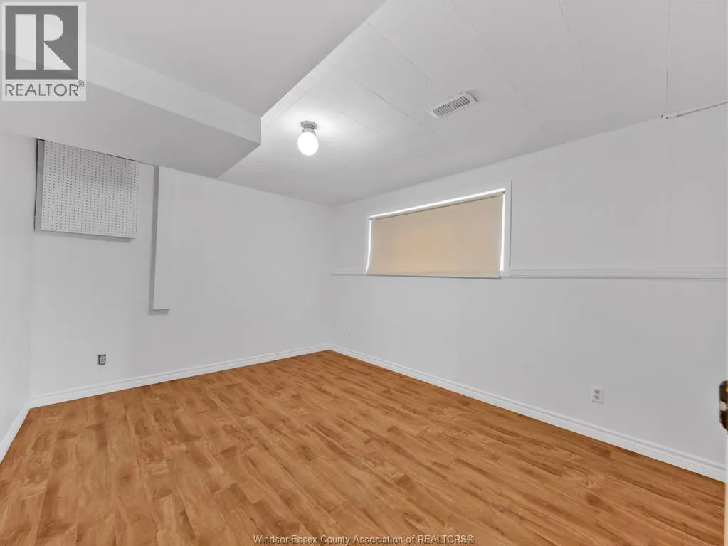 26 Debergh AVENUE