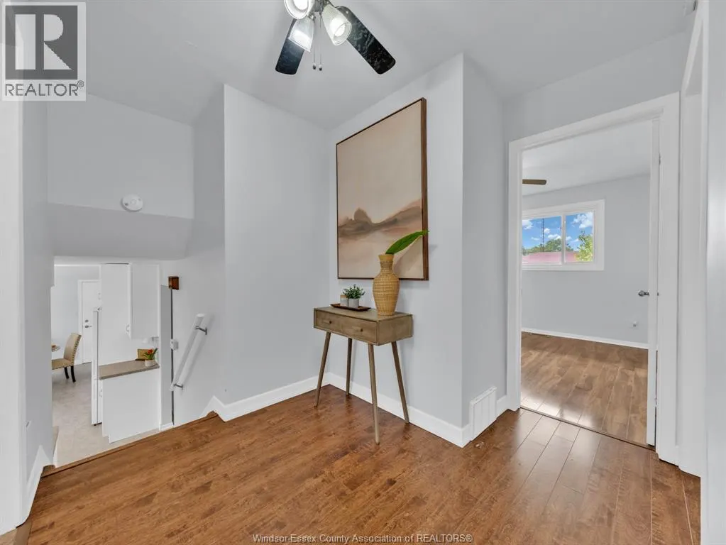 26 Debergh AVENUE