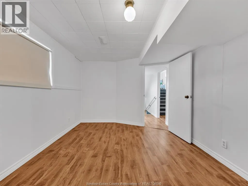 26 Debergh AVENUE