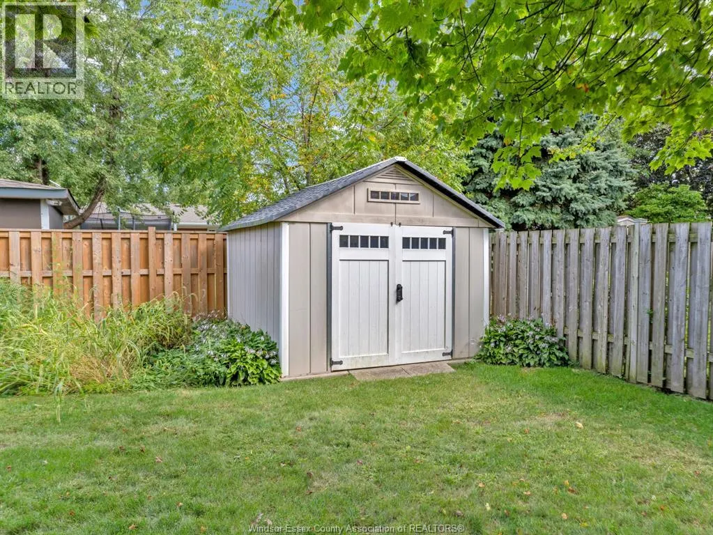 26 Debergh AVENUE