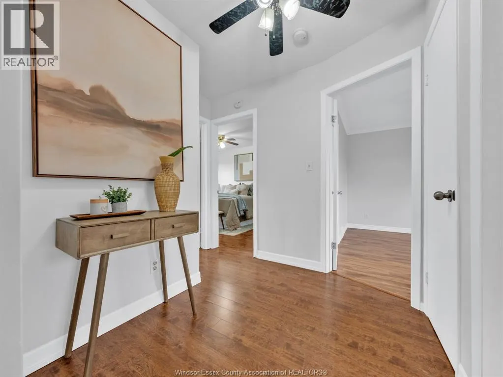 26 Debergh AVENUE