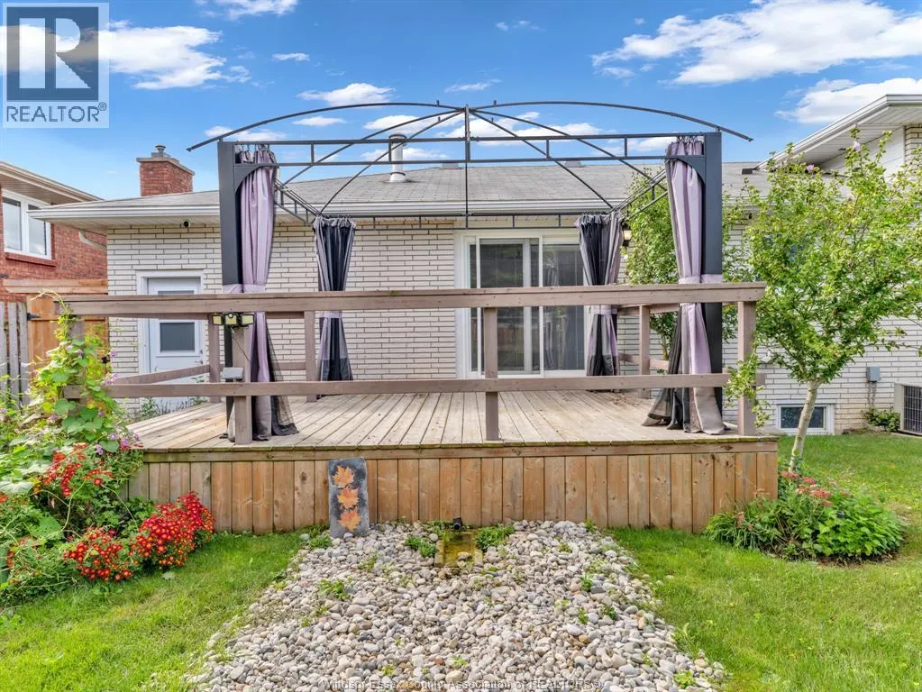 26 Debergh AVENUE