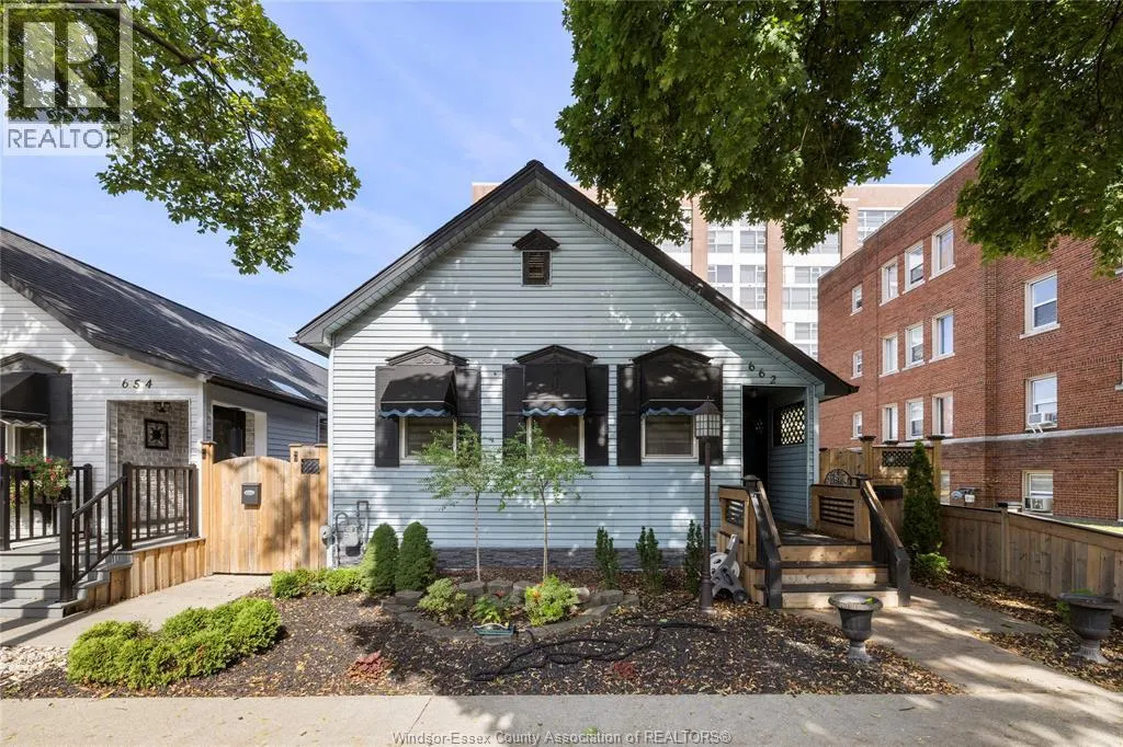 662 ARGYLE ROAD