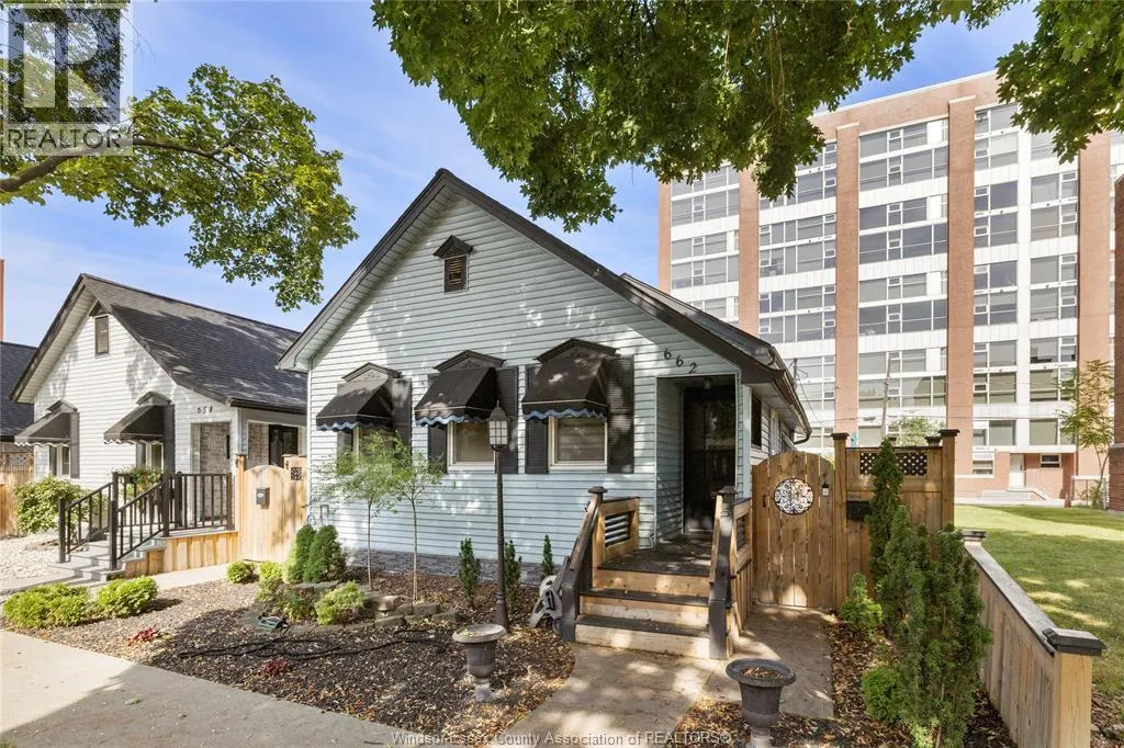 662 ARGYLE ROAD