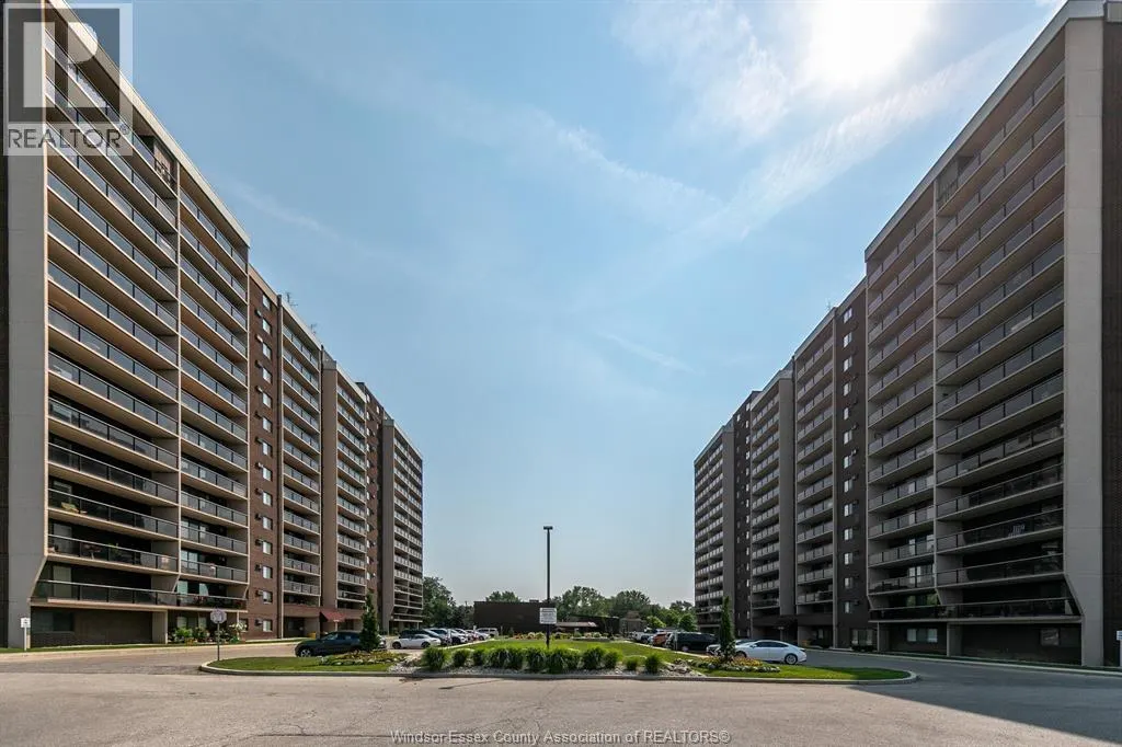 9099 RIVERSIDE DRIVE East Unit# 1303W
