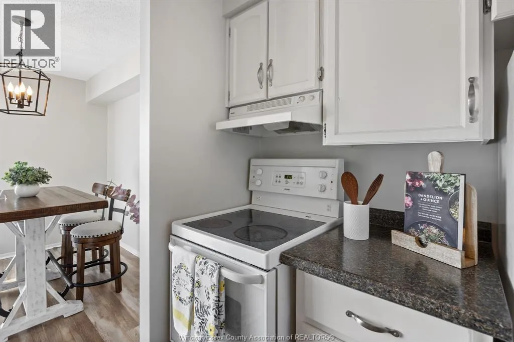9099 RIVERSIDE DRIVE East Unit# 1303W