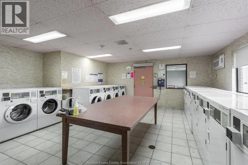 9099 RIVERSIDE DRIVE East Unit# 1303W