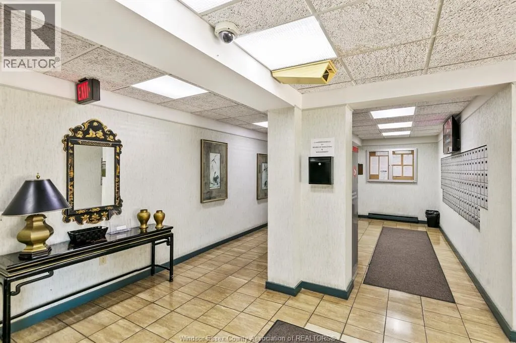 9099 RIVERSIDE DRIVE East Unit# 1303W