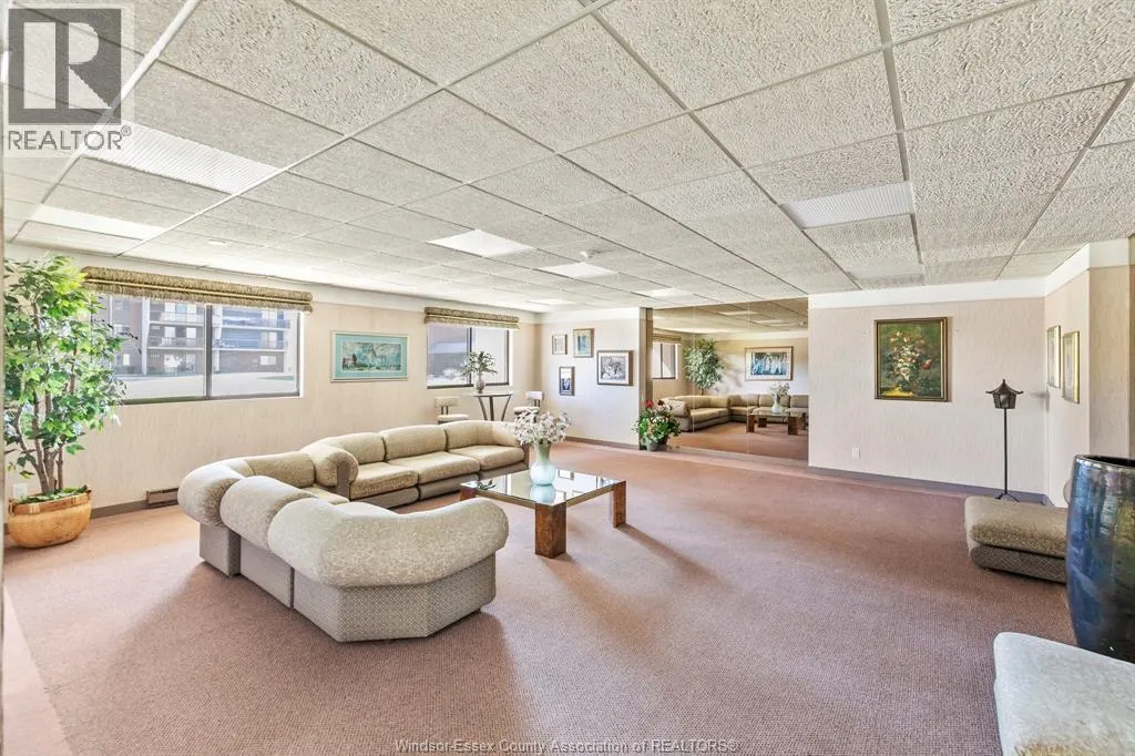9099 RIVERSIDE DRIVE East Unit# 1303W