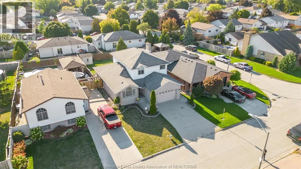 2983 JENNIFER DRIVE
