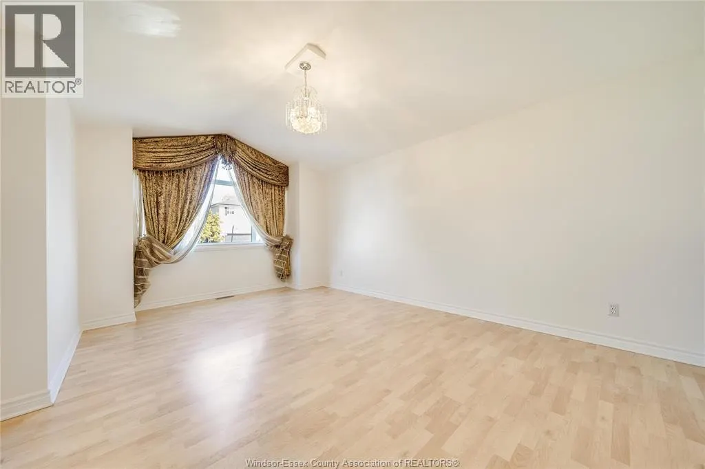 2983 JENNIFER DRIVE