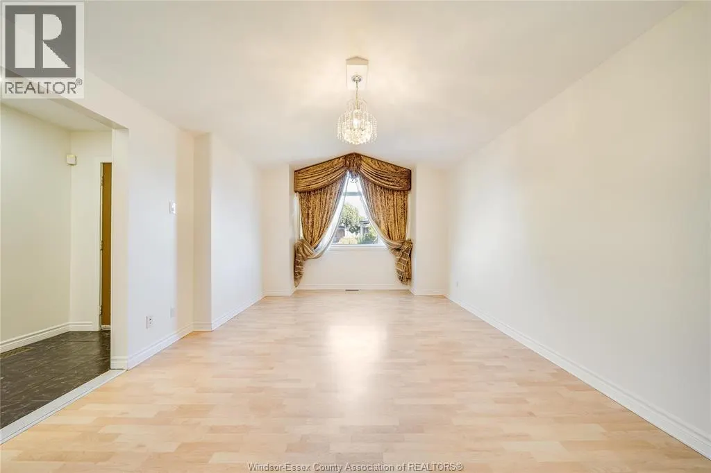 2983 JENNIFER DRIVE