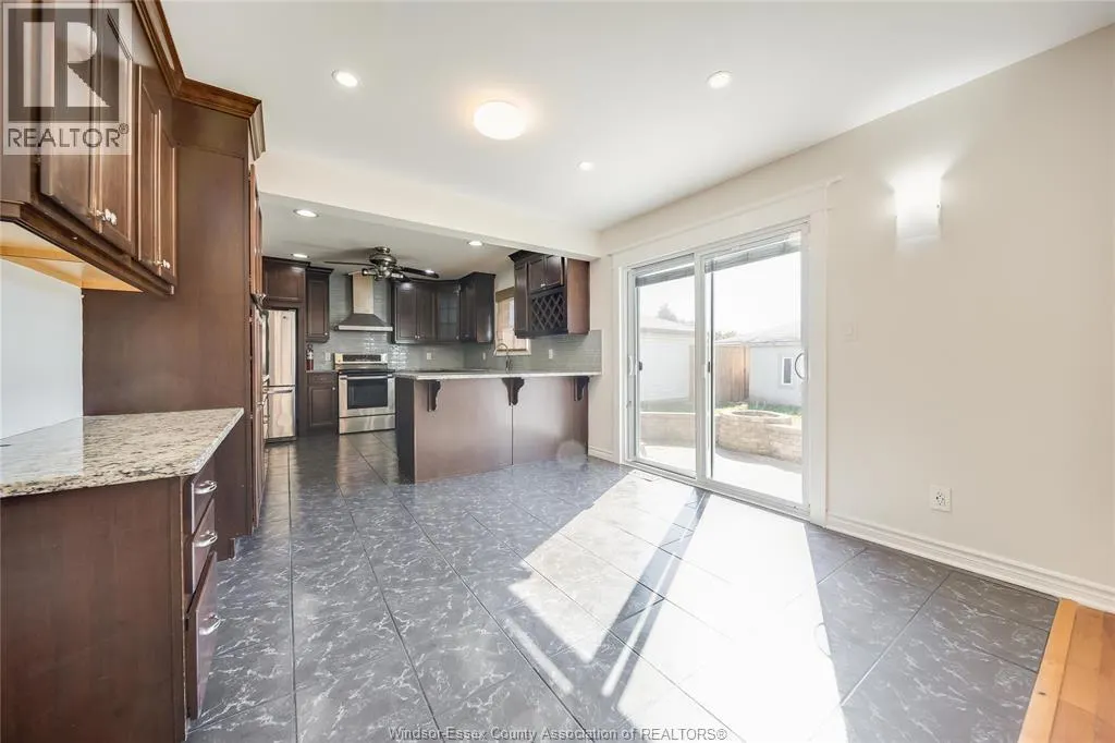 2983 JENNIFER DRIVE