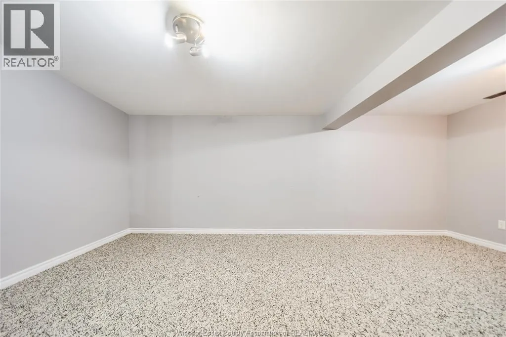 2983 JENNIFER DRIVE