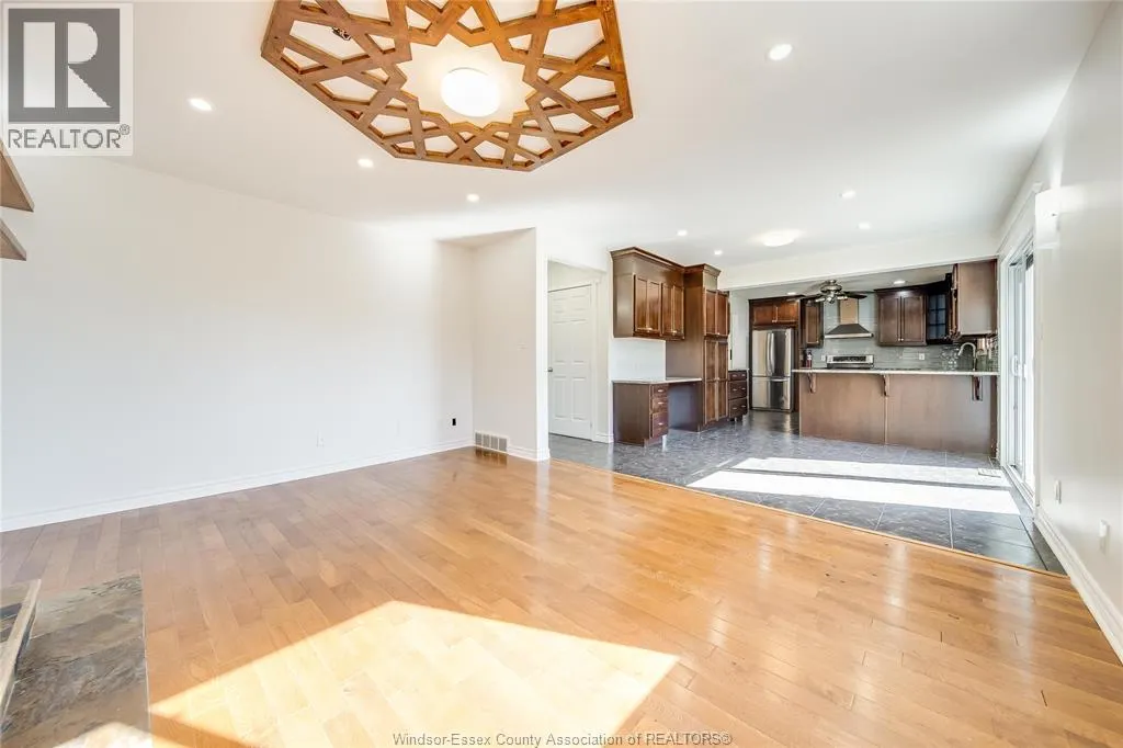 2983 JENNIFER DRIVE
