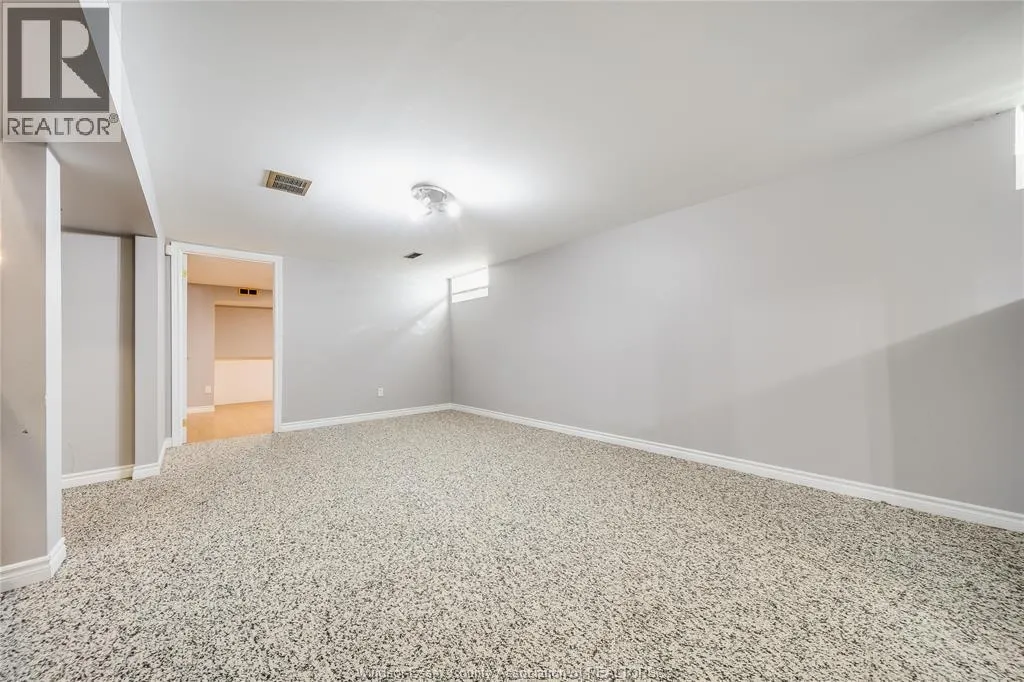 2983 JENNIFER DRIVE