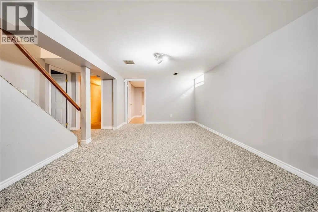 2983 JENNIFER DRIVE