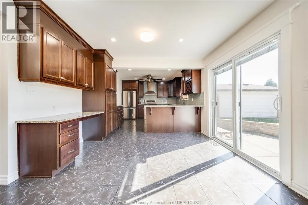 2983 JENNIFER DRIVE