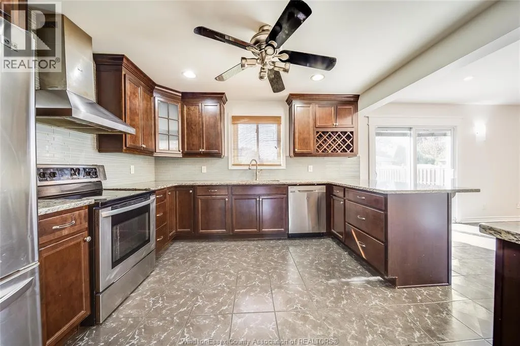 2983 JENNIFER DRIVE