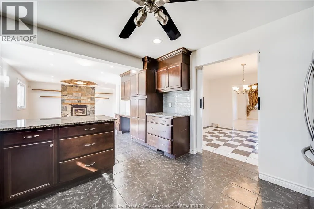 2983 JENNIFER DRIVE