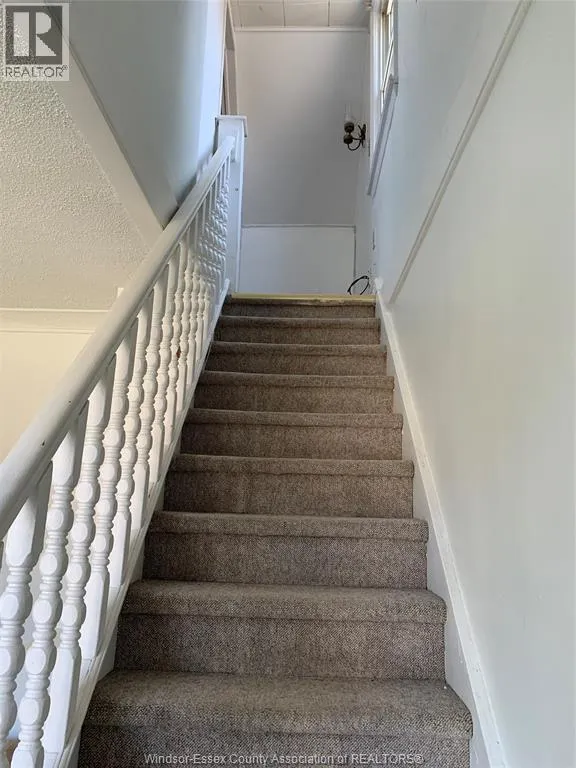 437 CAMPBELL AVENUE