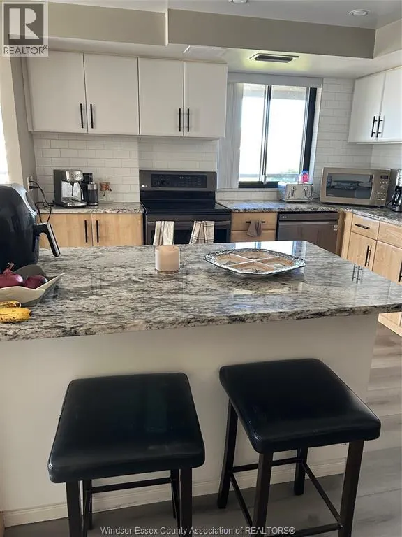 5125 RIVERSIDE DRIVE East Unit# 504