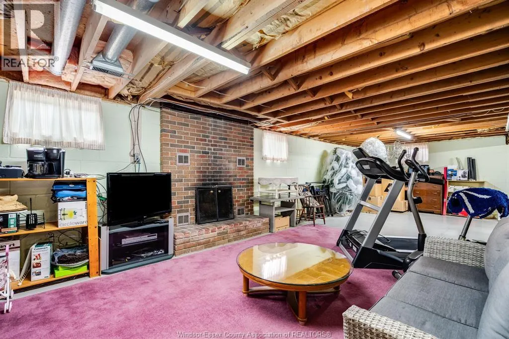 1209 Mersea Road 1