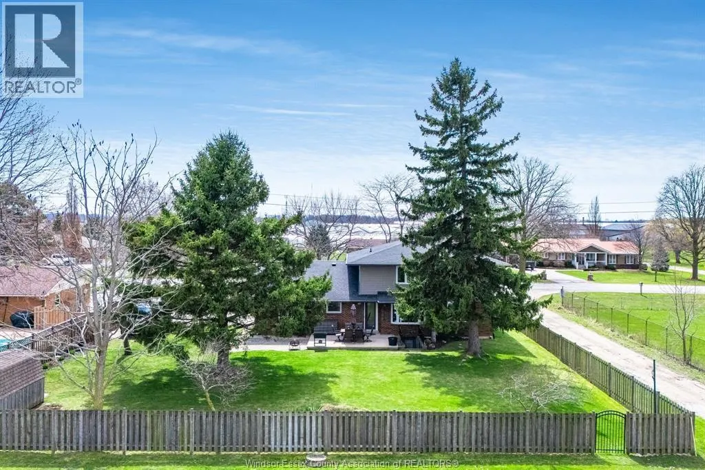 1209 Mersea Road 1