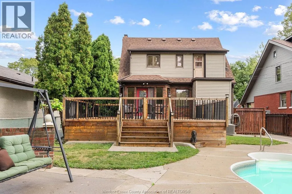 237 THOMPSON BOULEVARD