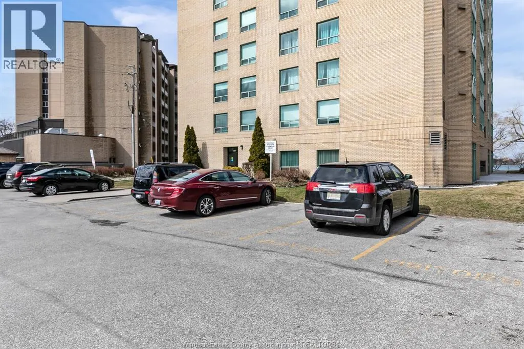 3601 RIVERSIDE East Unit# 1203