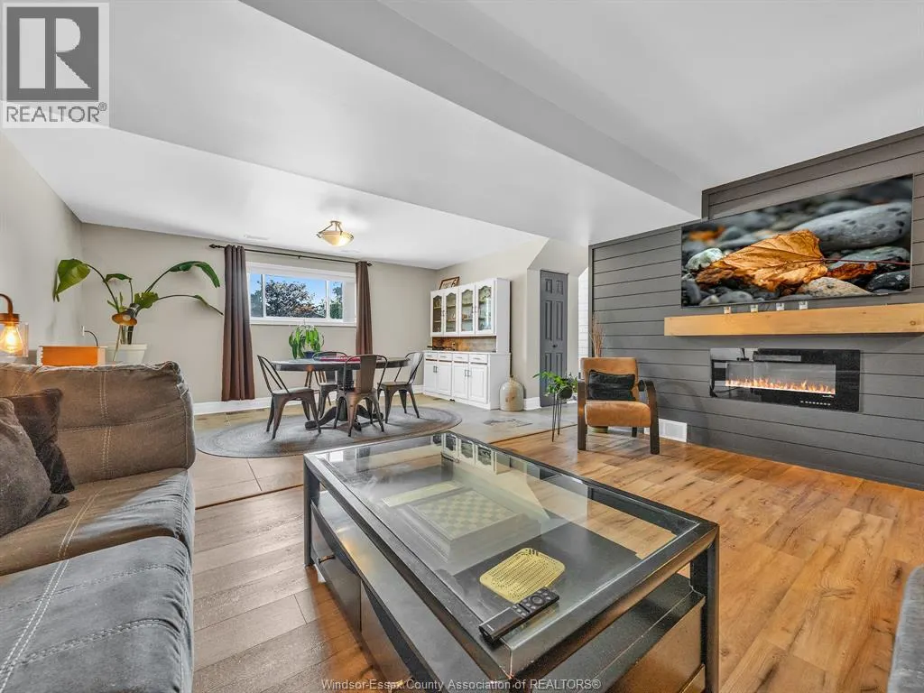 26 KINGSWAY