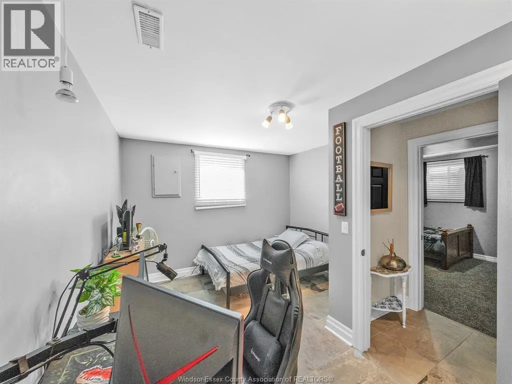 26 KINGSWAY